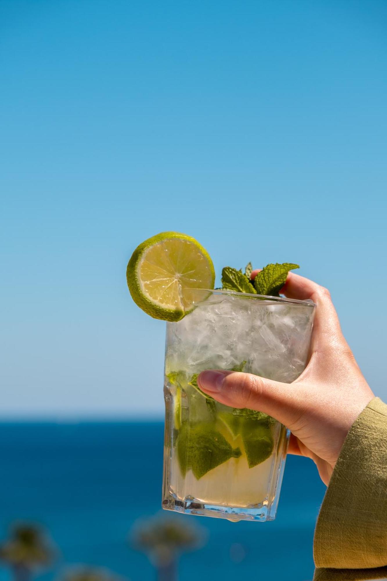 Hotel Onmood Cala Ratjada - Brunch & Party Zewnętrze zdjęcie