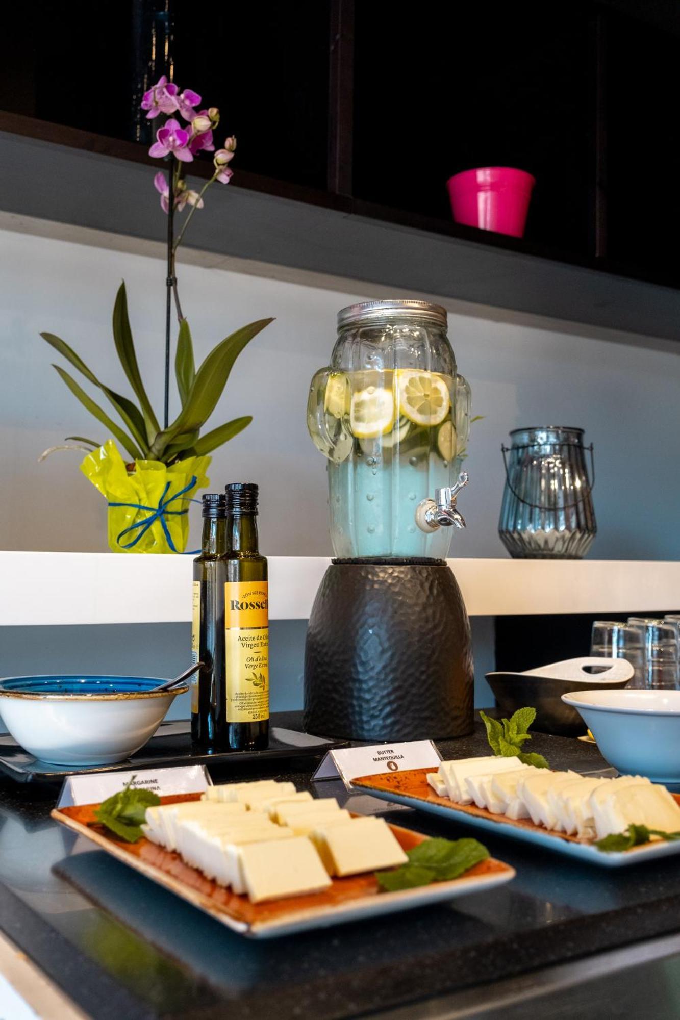 Hotel Onmood Cala Ratjada - Brunch & Party Zewnętrze zdjęcie